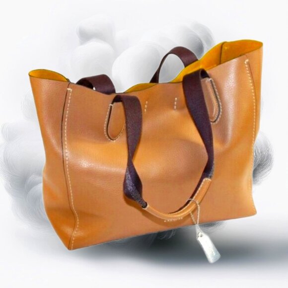 Coach Derby Latte Large Shoulder Style Tote (NWOT) - Picture 1 of 10